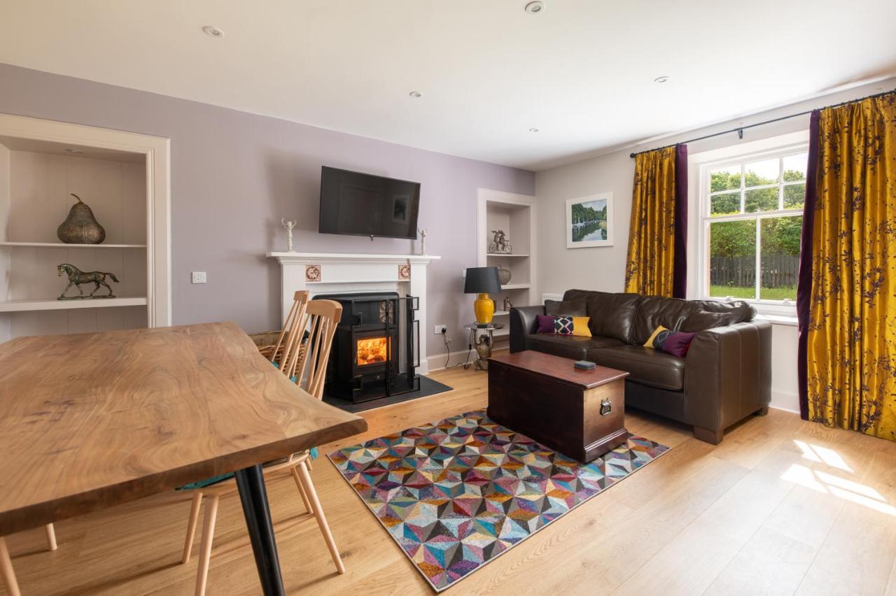 Lock Keepers Cottage, Loch Ness Collection Holiday home Inverness